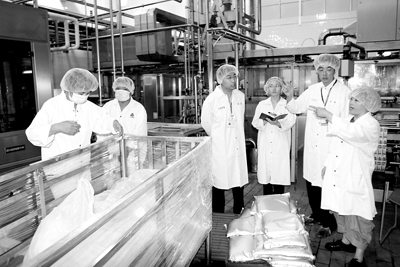 北京市海淀區(qū)質(zhì)監(jiān)部門強化食品生產(chǎn)企業(yè)監(jiān)管，保障食品安全